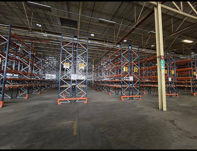 12,732M² WAREHOUSE TO LET IN HERIOTDALE
